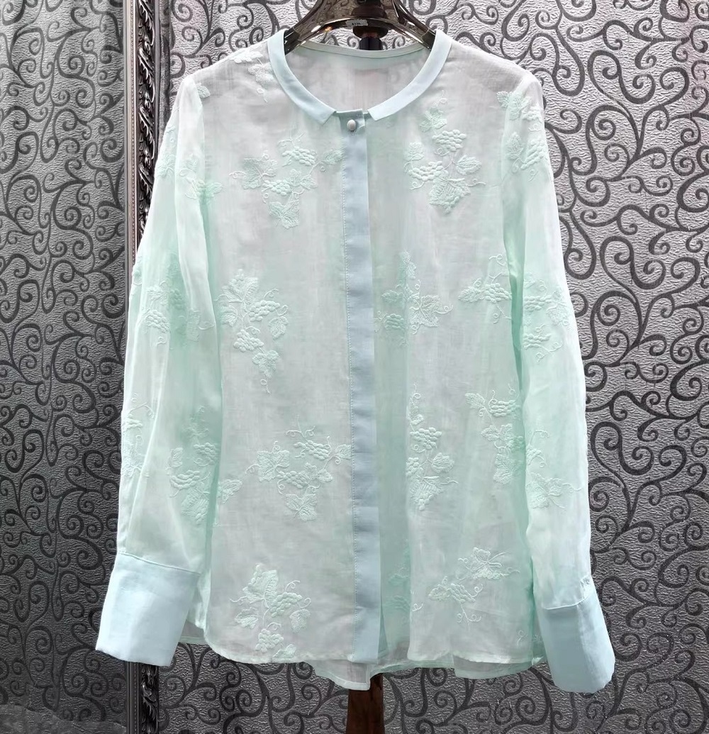 Embroidery Yellow - Blusas de Alta Calidad con Estilo