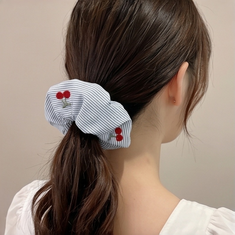 Elegante Coletero con Bordado  - Embroidery Zone reseña y precio