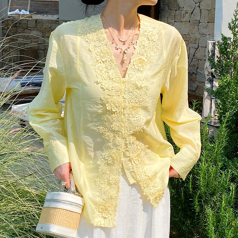 Blusa de Encaje Estilo Francés - Embroidery Yellow reseña y precio