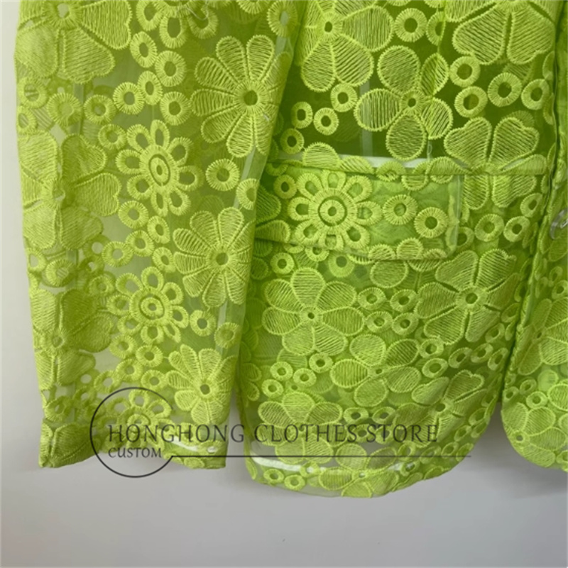 Ropa de hombre de escenario lu - Embroidery Yellow reseña y precio