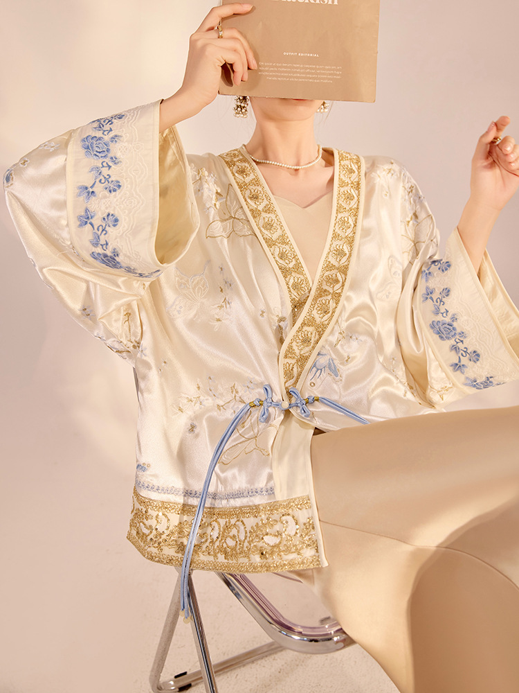 Chaqueta de Lujo con Bordado d - Embroidery Jacket reseña y precio