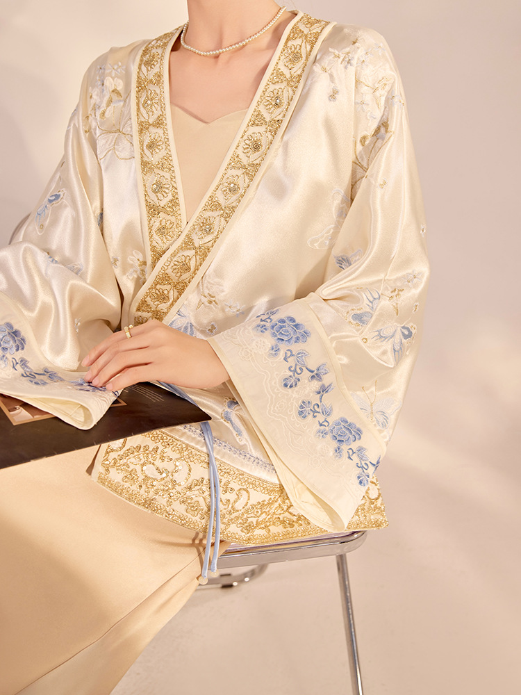 Chaqueta de Lujo con Bordado d - Embroidery Jacket reseña y precio